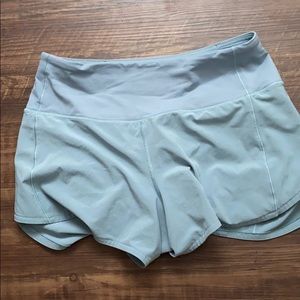 Lululemon shorts size 6